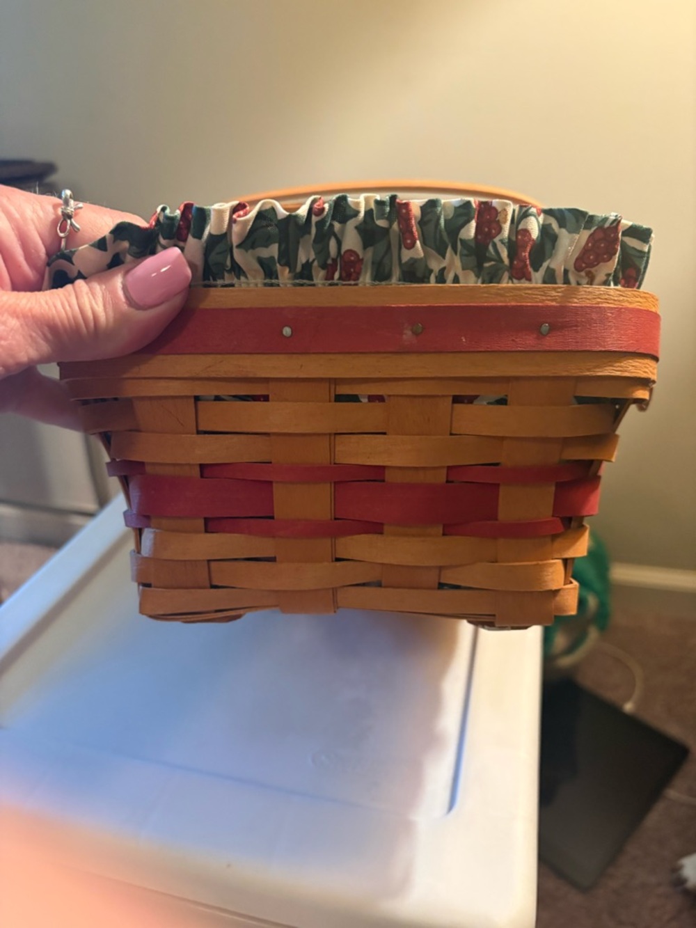 Longaberger Red and Natural Holiday Cheer Basket with Wood Handles - Picture 5 of 7